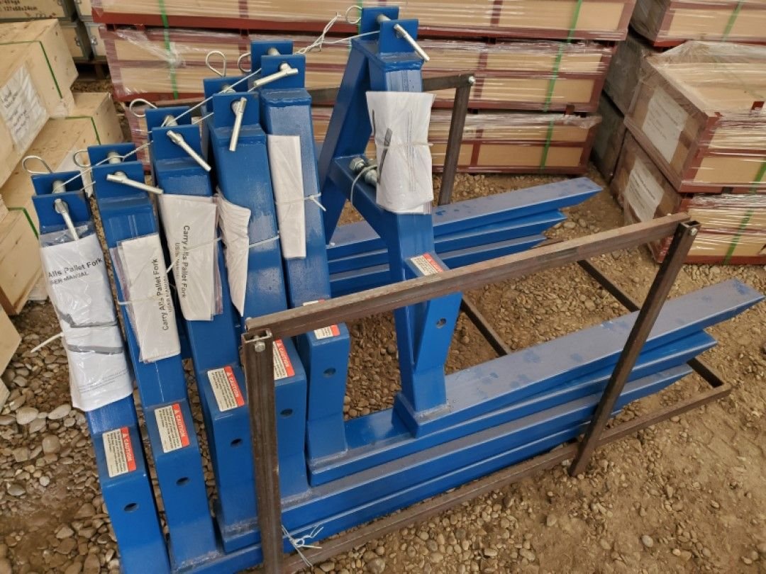 RRF755 Category 1 3Pt Hitch Pallet Forks